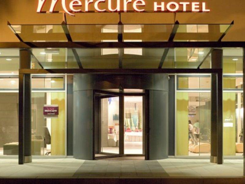 Mercure Frankfurt Helfmann-park 4*
